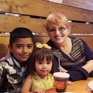 Meet your Posher, Debbie